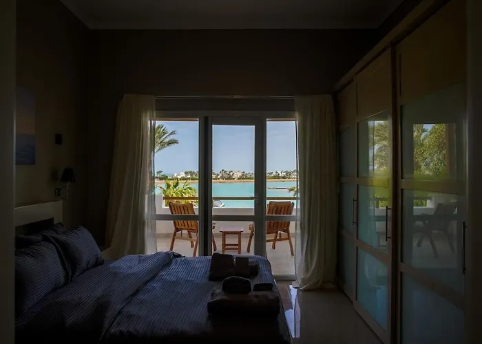 Villa Dream Retreat - Private & Pool -white
