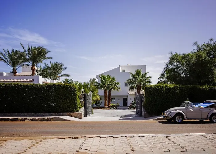 Villa Dream Retreat - Private & Pool -white Hurghada
