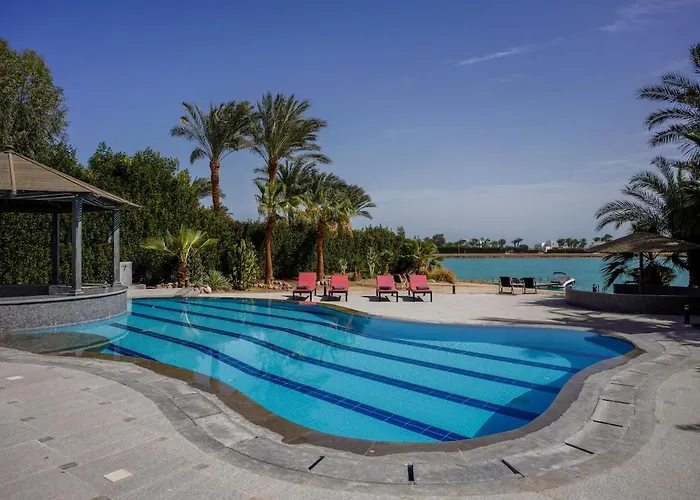 Villa Dream Retreat - Private & Pool -white Hurghada