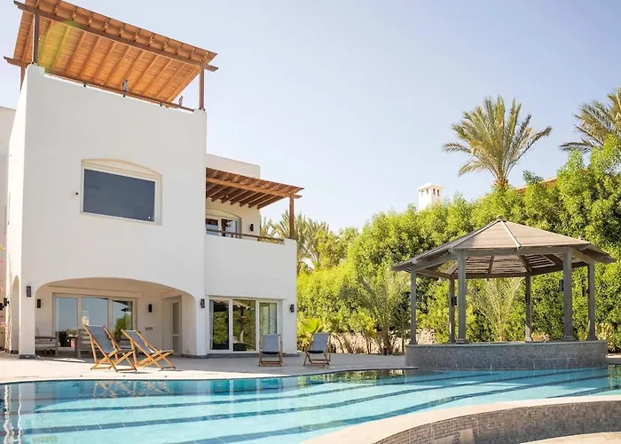 Dream Retreat - Private & Pool -white * Hurghada